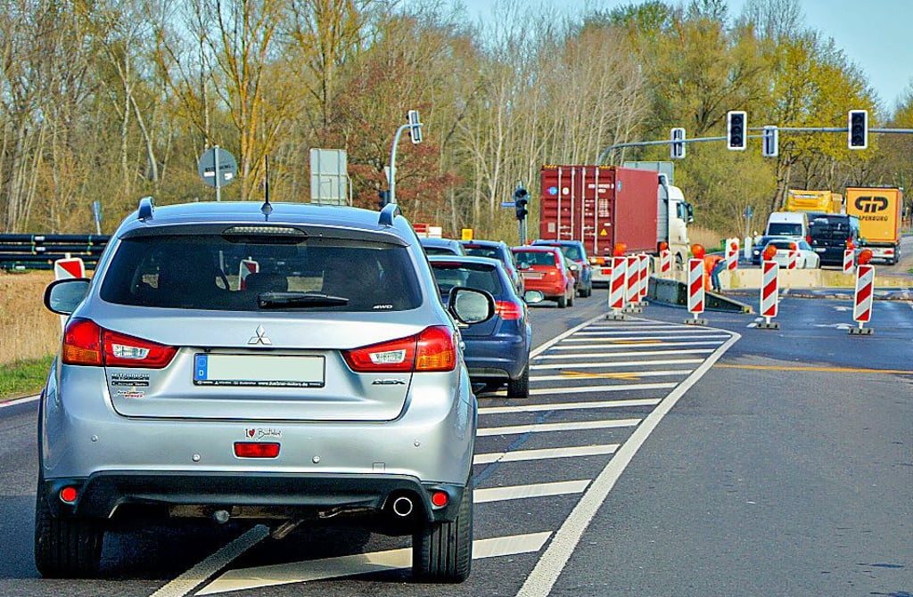 Magdeburg Im Stau Wahn: Zwei Brücken Dicht – Ihr Notfall Plan! - 8cyu0ys