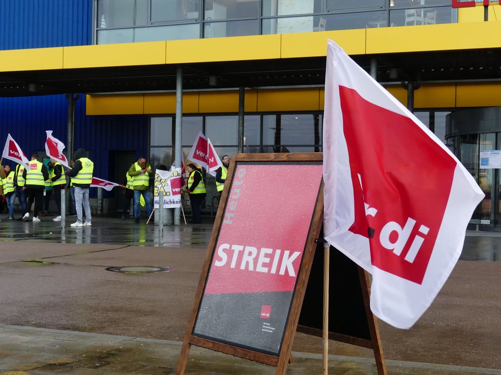 Rund 40 Beschäftigte beteiligten sich am Ausstand.