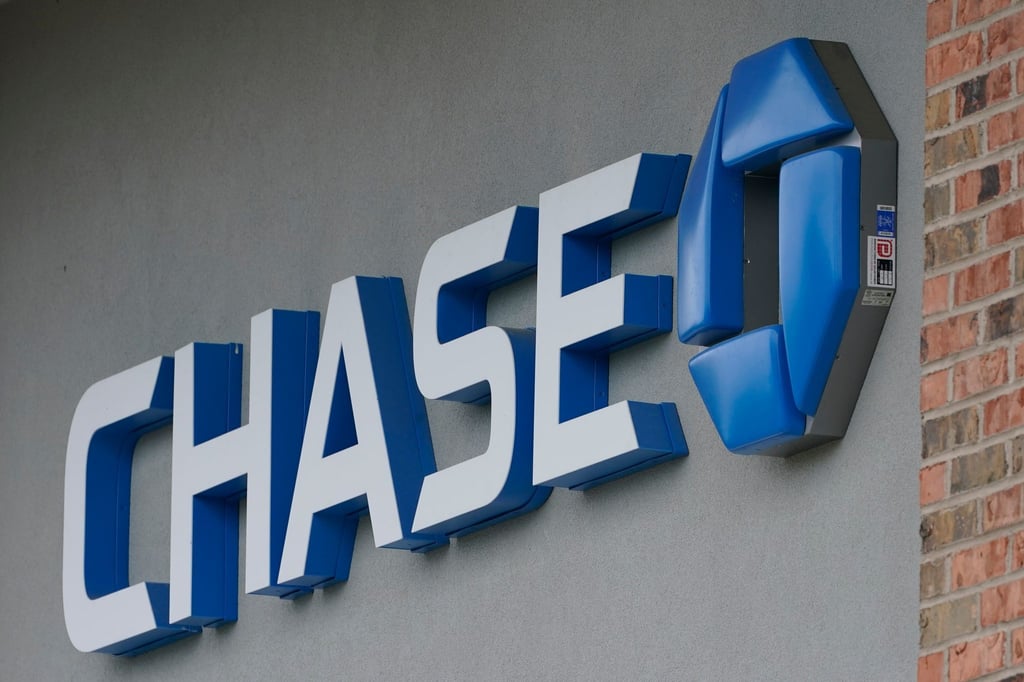 Ein Chase-Schild in Richmond, Virginia. Der starke Anstieg der Zinsen hat der größten US-Bank JPMorgan Chase einen überraschend guten Start ins Jahr verschafft.