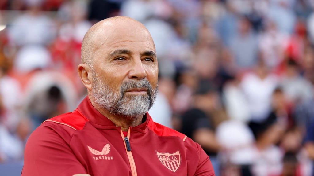 Flamengo Rio de Janeiro hat Trainer Jorge Sampaoli mit einem Vertrag bis Ende des kommenden Jahres ausgestattet.