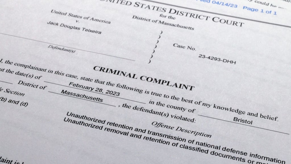 Ein Foto der Strafanzeige gegen Jack Teixeira.
