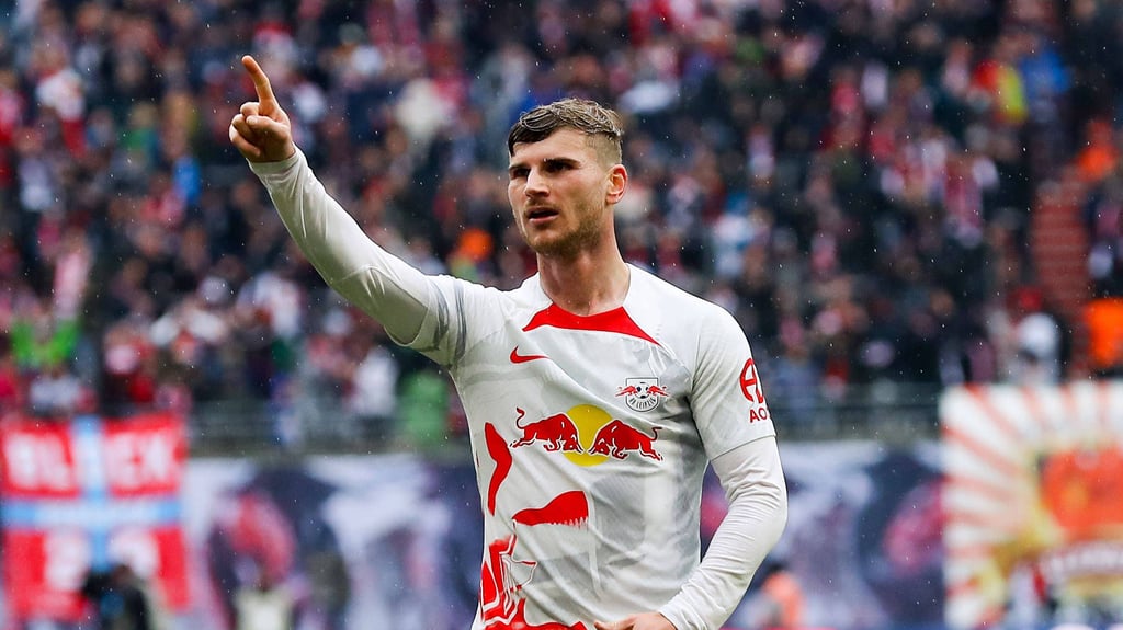 Schoss gegen den FC Augsburg seine Ligatore 99 und 100: RB-Stürmer Timo Werner
