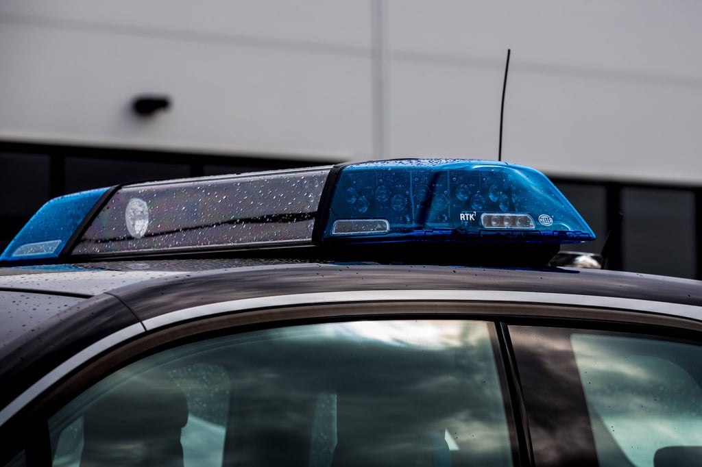 Die Polizei sperrte die Unfallstelle ab.