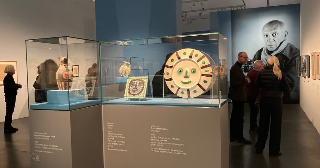 Keramik und Zeichnungen: Die Picasso-Nacht lud Besucher auch zum entspannten Schlendern durch die Sonderausstellung ein.