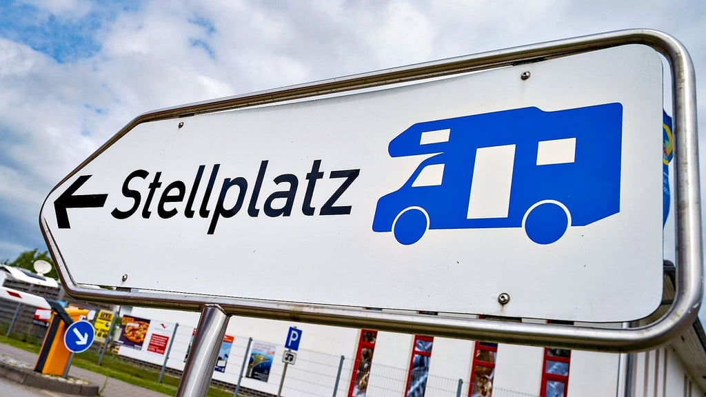 Hinweisschilder wie dieses sucht man in Ballenstedt vergeblich. Bislang ist noch keine Fläche gefunden, auf der Stellplätze eingerichtet werden können.