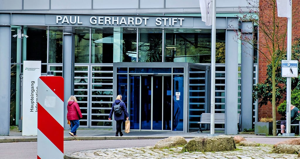 Das Paul-Gerhardt-Stift können Besucherinnen und Besucher nun auch ohne Maske betreten.