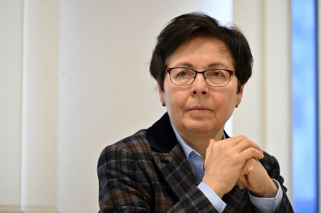 Thüringens Finanzministerin Heike Taubert während eines Pressegesprächs.