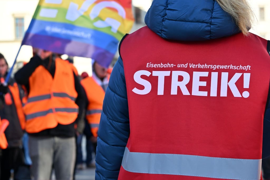Die EVG ruft für Freitag zu einem bundesweiten Warnstreik auf.