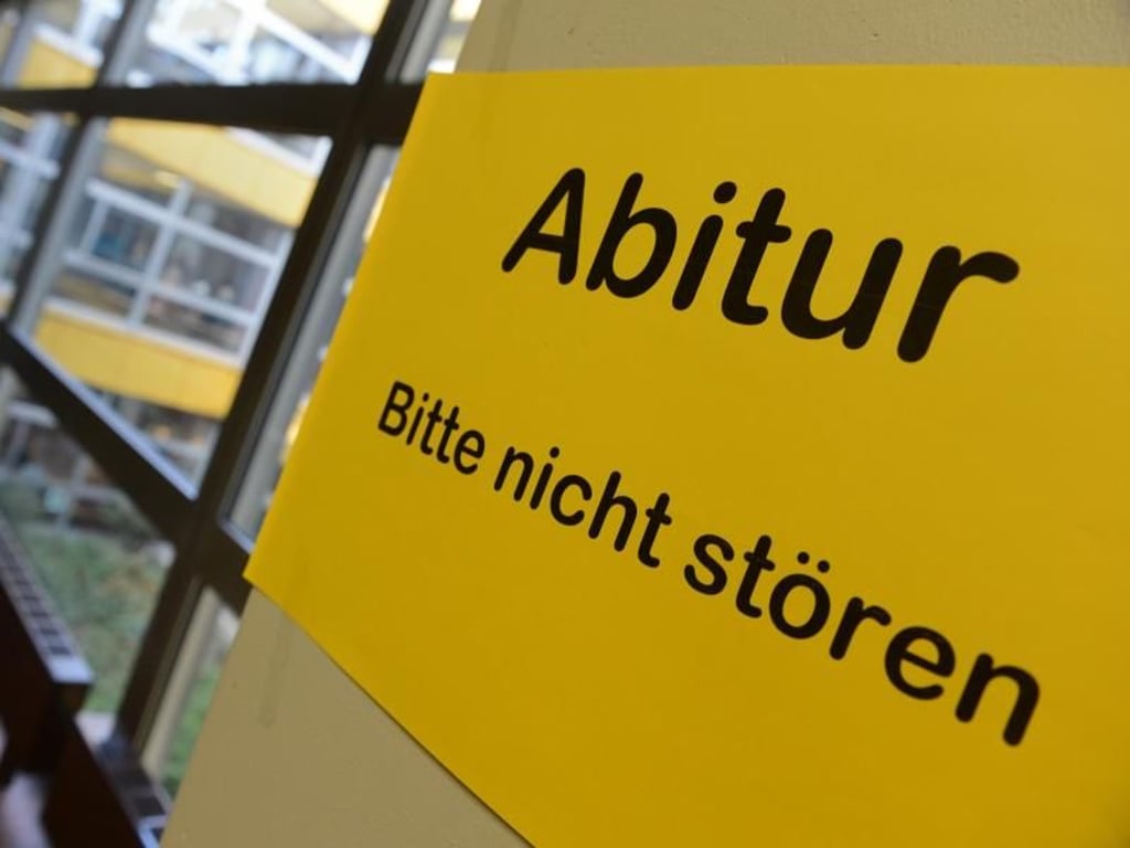 Wie haben sich Schulen im Saalekreis auf die Abiprüfungen vorbereitet?