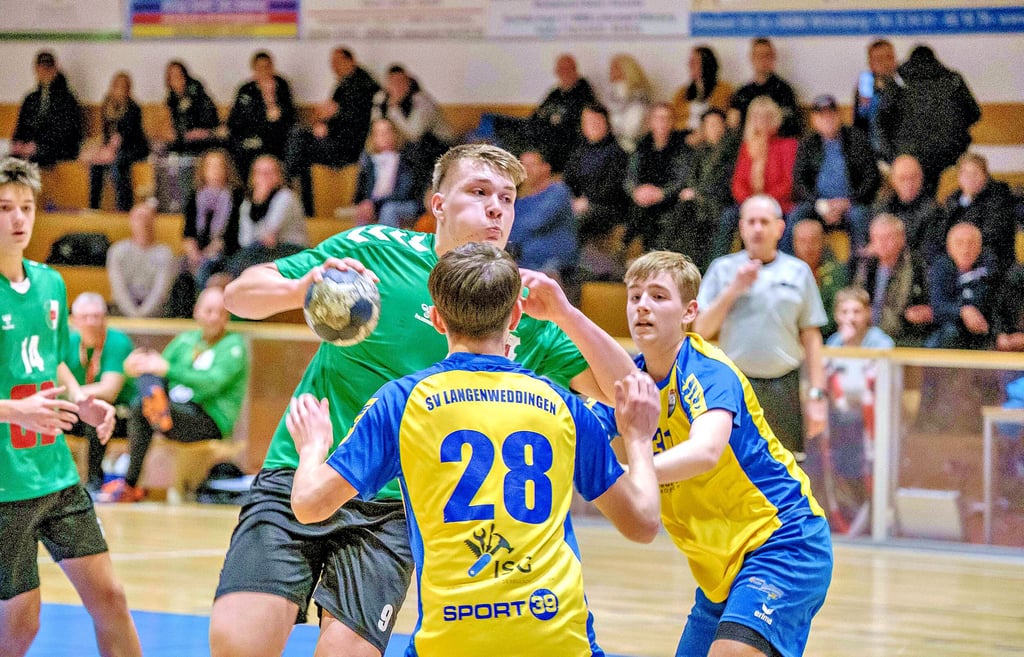 Die B-Jugend von Grün-Weiß Piesteritz bezwingt Langenweddingen 31:24 in der Stadthalle.