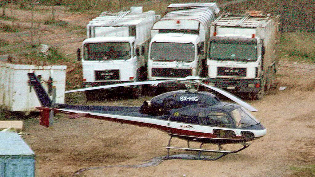 Im Februar 2009 gelang Vassilis Palyeokostas mit diesem Hubschrauber die Flucht aus dem Gefängnis Korydallos (Griechenland).