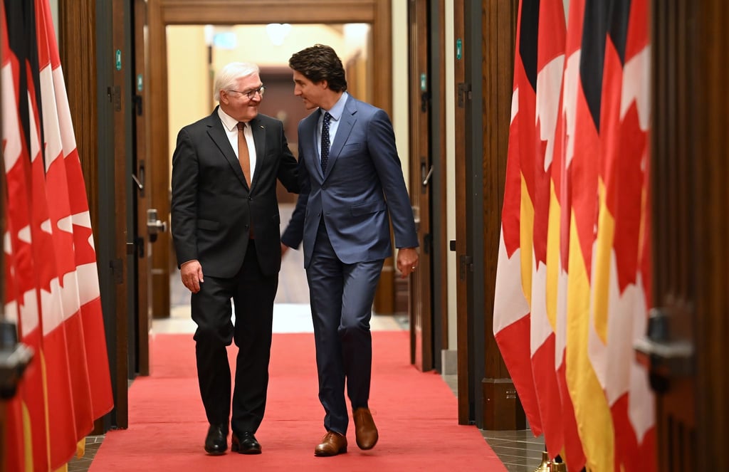 Bundespräsident Frank-Walter Steinmeier (l) trifft in Ottawa den kanadischen Premierminister Justin Trudeau.
