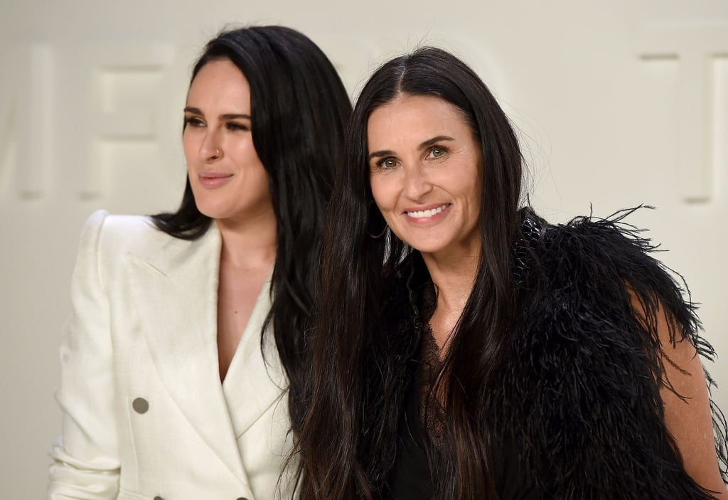 Rumer Willis, US-amerikanische Schauspielerin (l) und ihre Mutter Demi Moore besuchen die Milk Studios in Los Angeles. Die Hollywood-Stars Bruce Willis und Demi Moore sind zum ersten Mal Großeltern geworden.