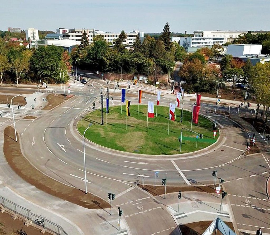Der "Turbokreisel" auf der Heideallee mit insgesamt 46 Ampeln bekommt einen neuen Namen.