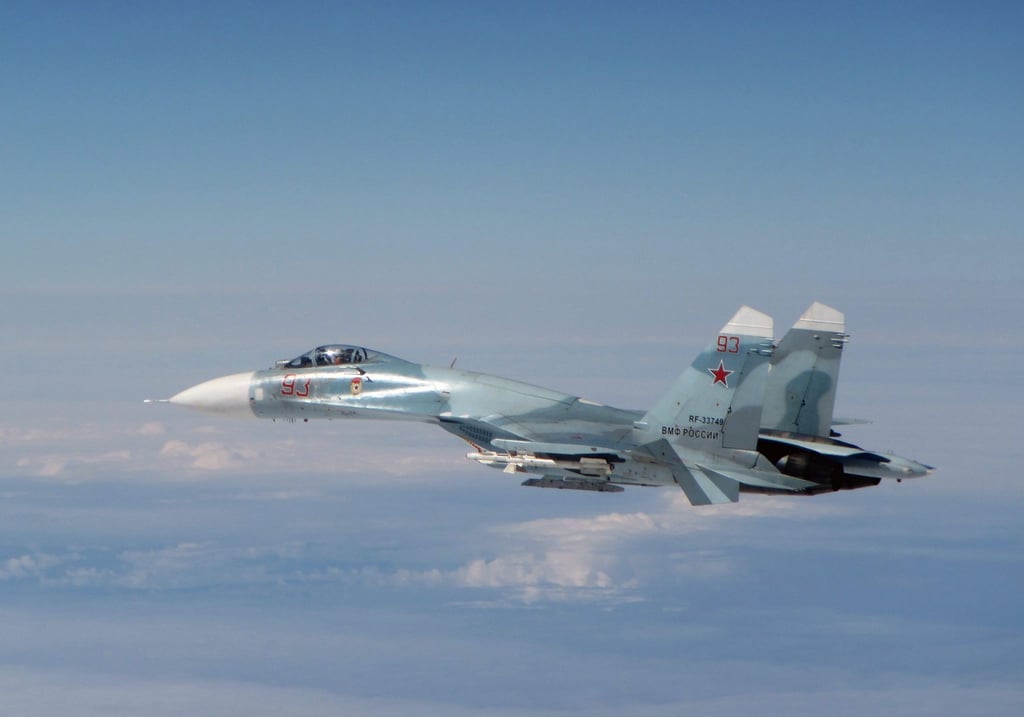 Eine russischer Kampfjet, der am 17. Mai 2016 von der Royal Air Force über Nato-Gebiet in der Nähe von Estland abgefangen wurde (Archivbild).