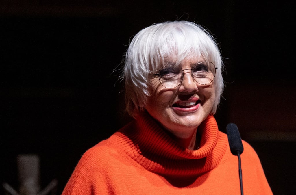 Claudia Roth (Grüne), Kulturstaatsministerin, besucht die Leipziger Buchmesse.