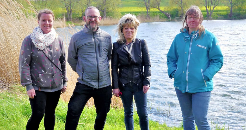 Die Mitglieder der Bürgerinitiative wollen, dass der Schachtteich in Milzau künftig nicht an ein Industriegebiet grenzt.