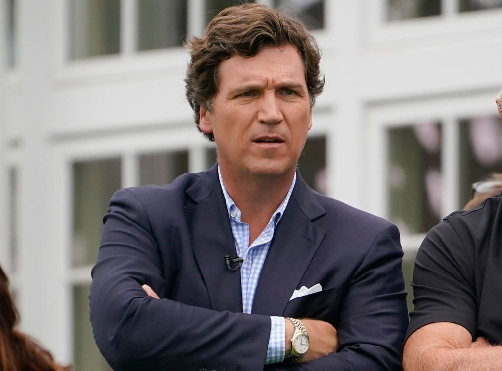 Tucker Carlson moderierte jahrelang eine quotenstarke Abendsendung bei Fox News.