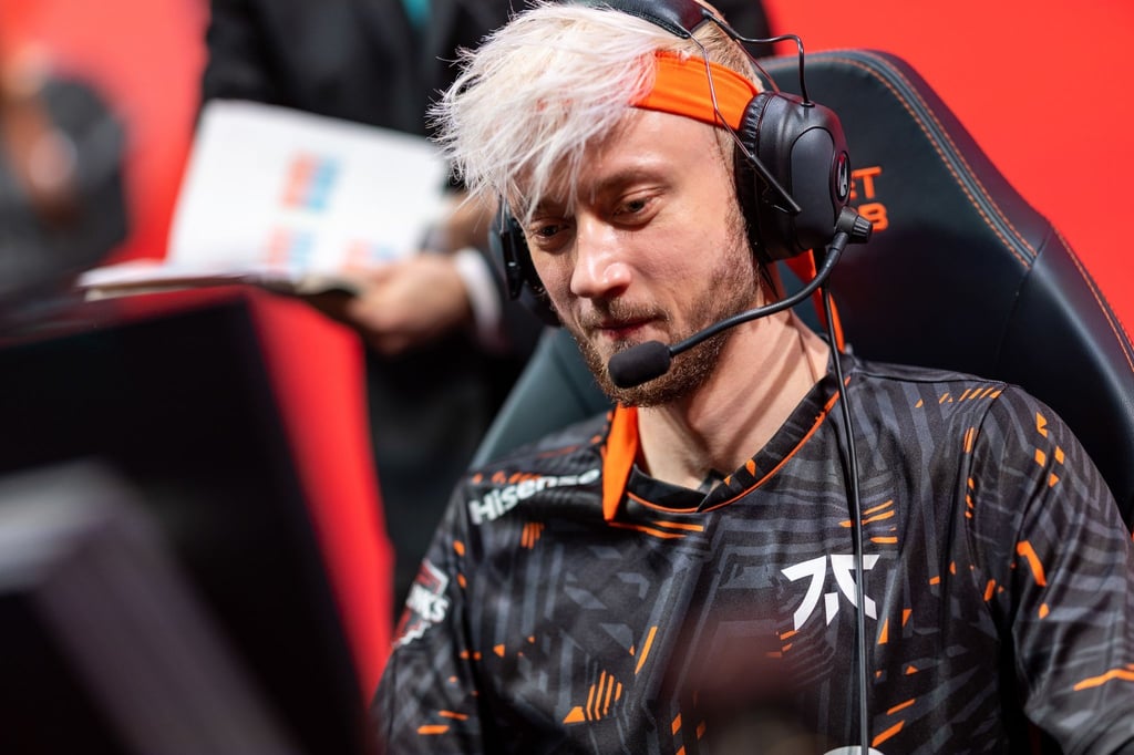 Nach vielen Jahren als Botlaner wagt LoL-Star Rekkles einen Neuanfang als Support-Spieler.