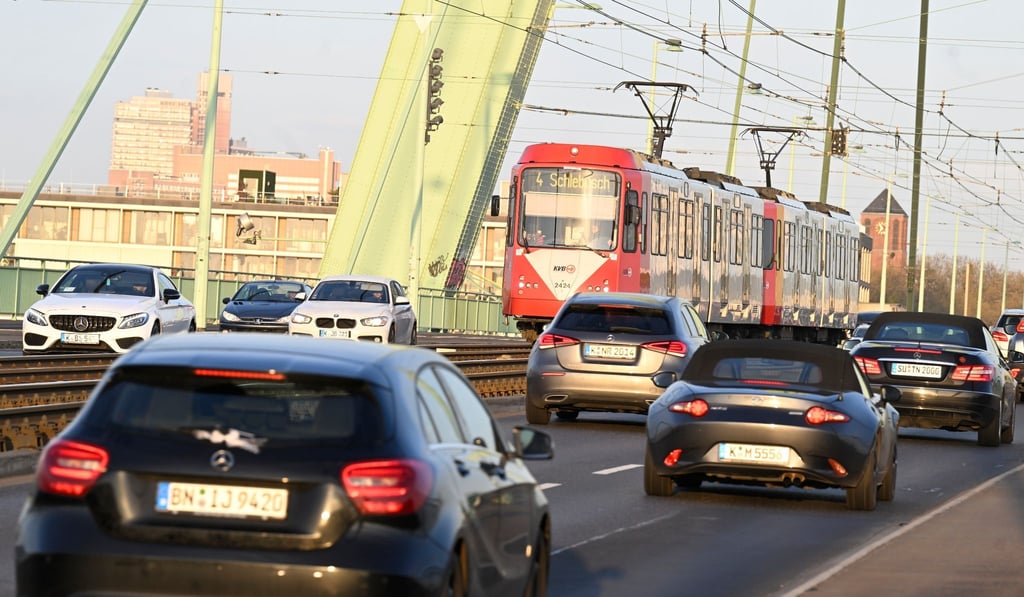 Am Montag startet das Deutschlandticket - aber wird es auch ein „Klimaticket“?