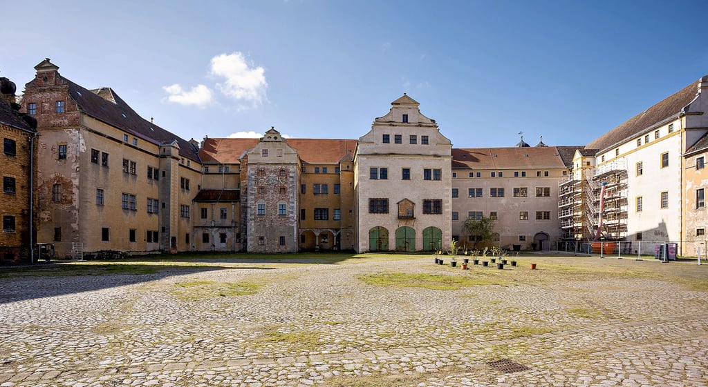 Die Fläche der Lichtenburg Prettin misst rund 23.000 Quadratmeter, nur ein gutes Viertel davon wird aktuell genutzt.