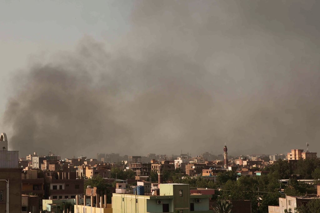 Schwere Kämpfe in Khartum: Im Sudan kämpfen das Militär und die paramilitärischen Rapid Support Forces um die Macht.
