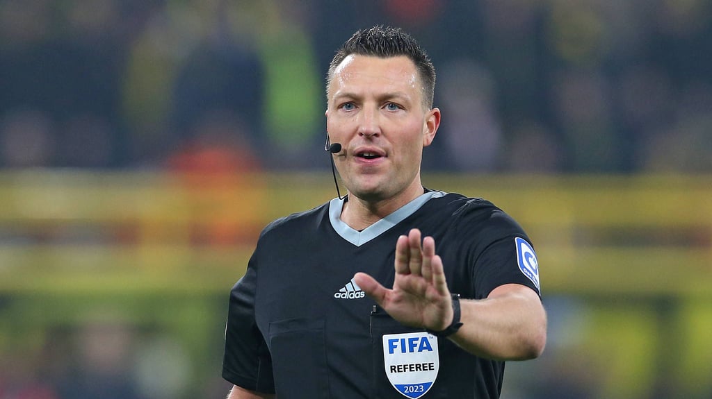 Schiedsrichter Sven Jablonski ist ein Experte für Spiele von RB Leipzig.