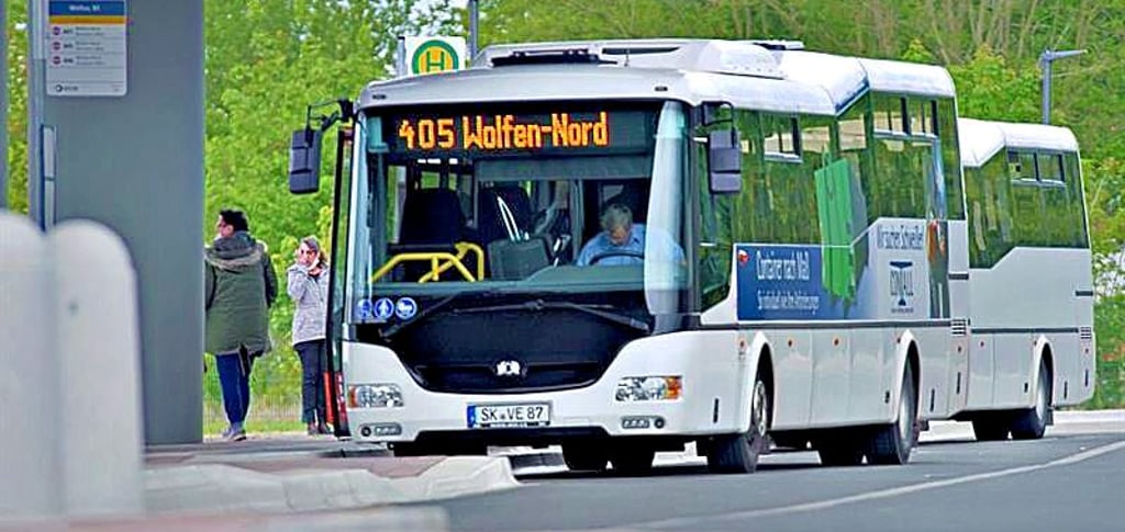 Auch Vetter-Kunden können das 49-Euro-Ticket seit Montag nutzen.