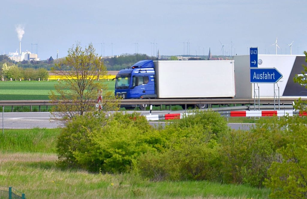 Kurzzeitig wird die Abfahrt an der A-36-Anschlussstelle Güsten Richtung Bernburg am Freitag voll gesperrt.