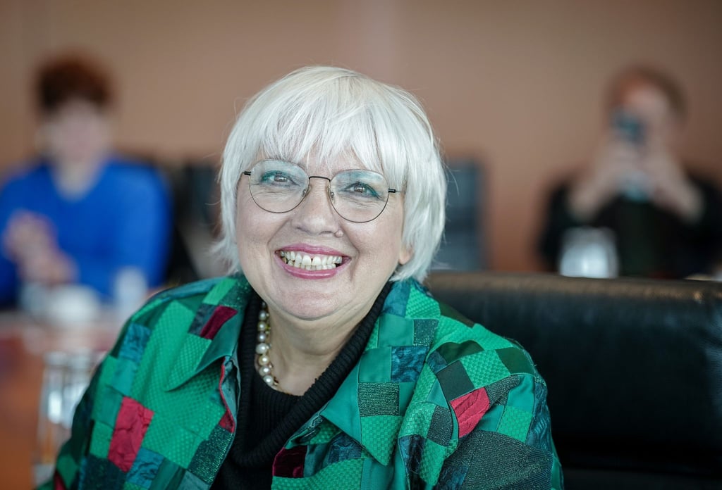 Claudia Roth (Bündnis 90/Die Grünen), Staatsministerin für Kultur und Medien, nimmt an einem Pressegespräch teil.