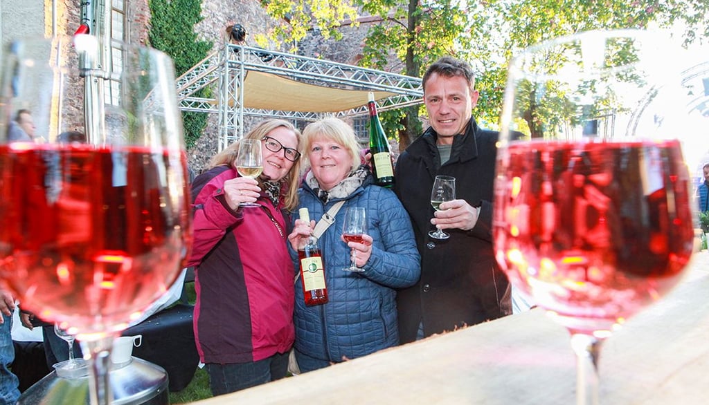 Der Sandersdorfer Weinfrühling findet bereits zum fünften Mal statt und hat sich zur beliebten Veranstaltung entwickelt.