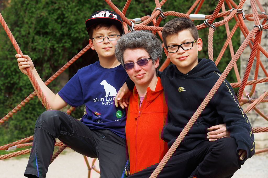 Theresia Stutzinger mit ihren beiden Kinder