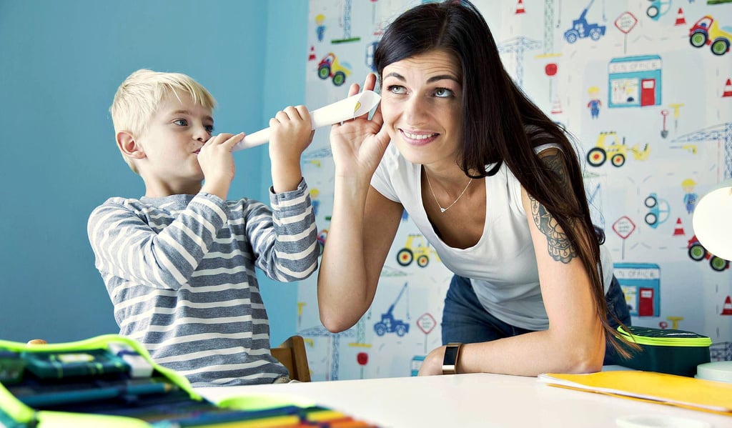 Lehrer haben bis zu dreißig Kinder in der Klasse. Das ist oft nicht die Kapazität, jede Gefühlslage im Blick zu behalten. Emotional sei von den Kindern daher viel mehr Selbstständigkeit gefordert, sagt Influencerin Saskia Niechzial. Auch deswegen sollten Eltern ihre Schützlinge gut vorbereiten.