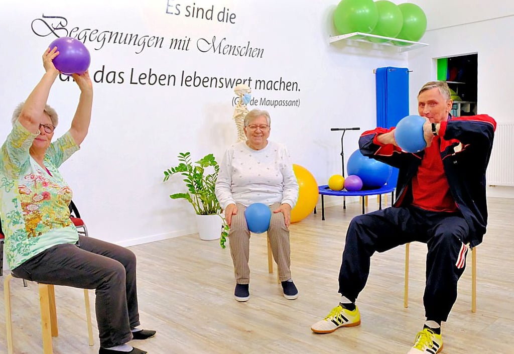 Die erste Trainingsgruppe in Blankenburg mit Margrit Möller, Maria Haschke und Detlef Martinke (von links).