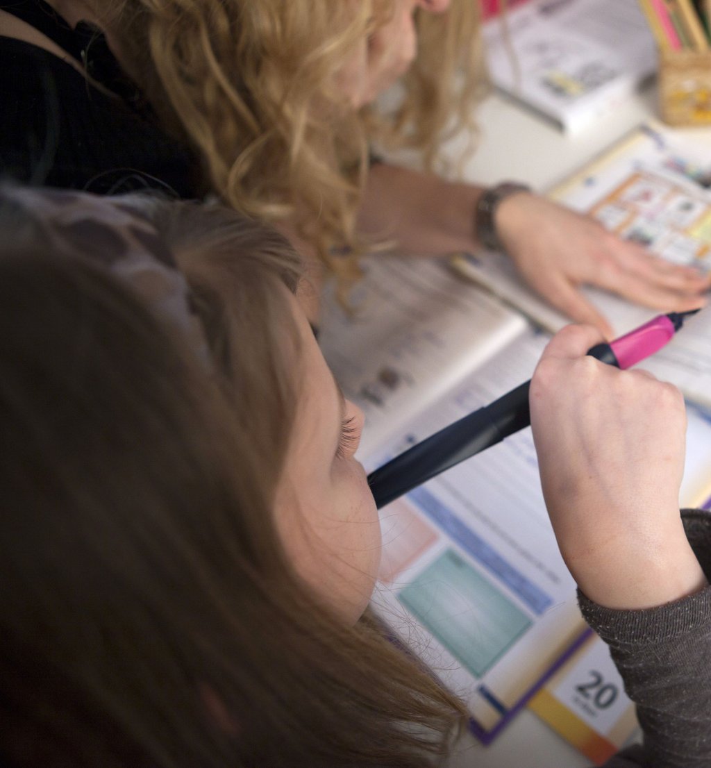 81 Schüler im Burgenlandkreis, die von seelischen Störungen betroffen sind, werden in ihrem Schulalltag zum Teil von Assistenten begleitet.
