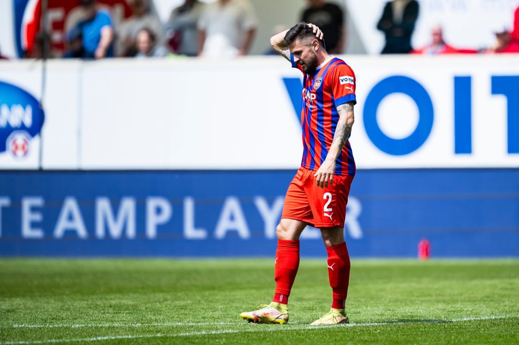 Zeigt sich mit der Nullnummer gegen Magdeburg sichtlich unzufrieden: Heidenheims Marnon Busch.