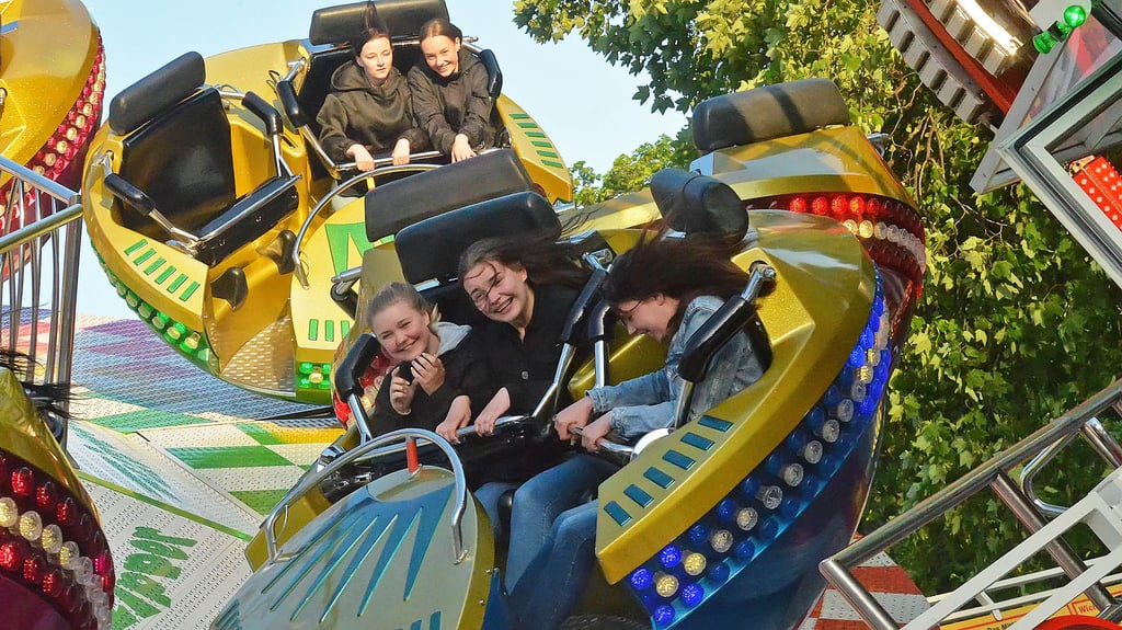 Höher, weiter, schneller: Gildefest in Aschersleben bedeutet auch immer Spaß mit den Fahrgeschäften.