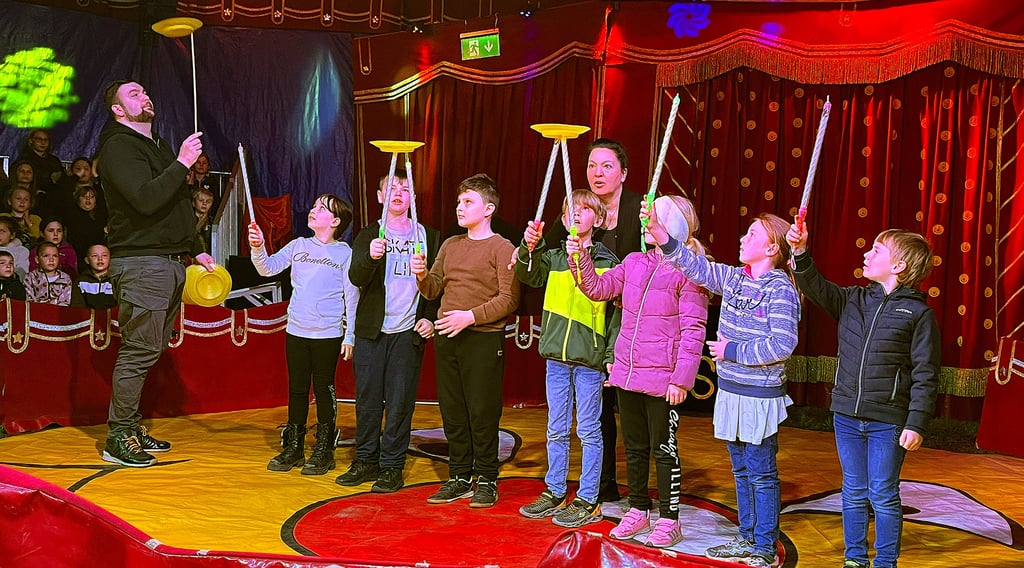 Generalprobe beim Circus Smiley in Tangerhütte.