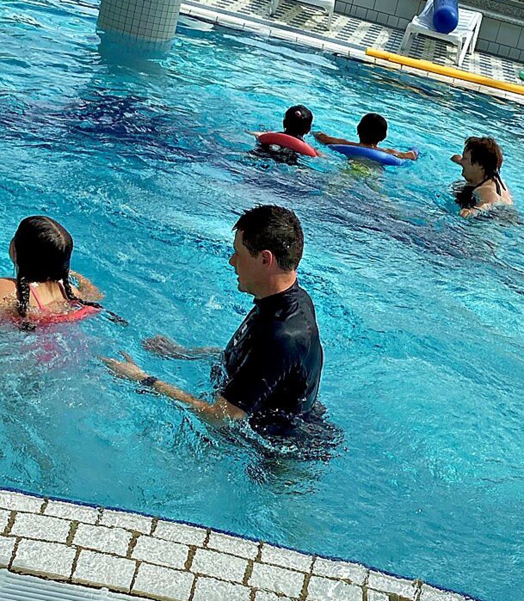 Schwimmen lernen - welche Praxis ist die richtige?