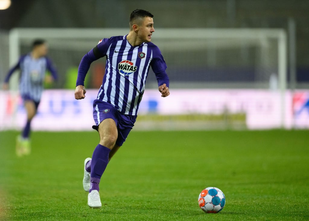 ErzgebirgeTorjäger Stürmer Jonjic wechselt von Aue nach Wiesbaden