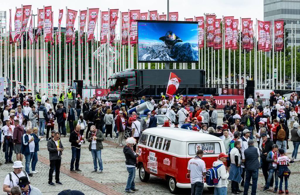 RB wiederholt das Fanfest am Funkturm.