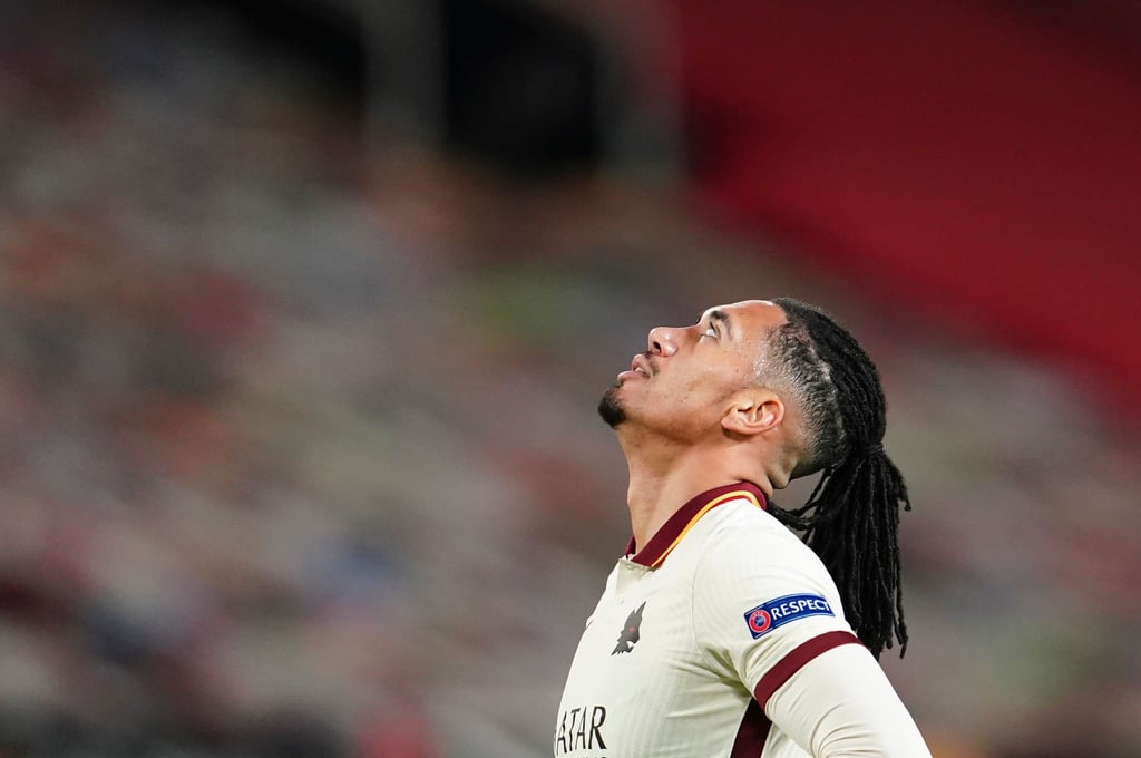 Roms Abwehrspieler Chris Smalling fällt im Hinspiel des Europa-League-Halbfinales gegen Bayer Leverkusen aus.