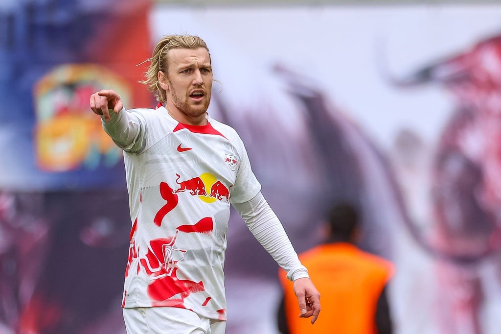 Leipzigs Spieler Emil Forsberg will die Bayern schlagen und so Dortmund zum Titel verhelfen.