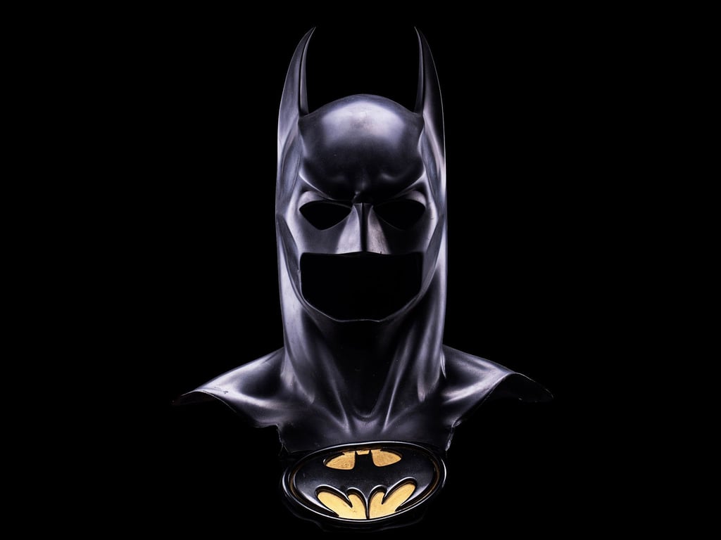 "Kemptens Batman" - so in etwa läuft ein 21-Jähriger seit Jahren durch die Stadt im Allgäu.