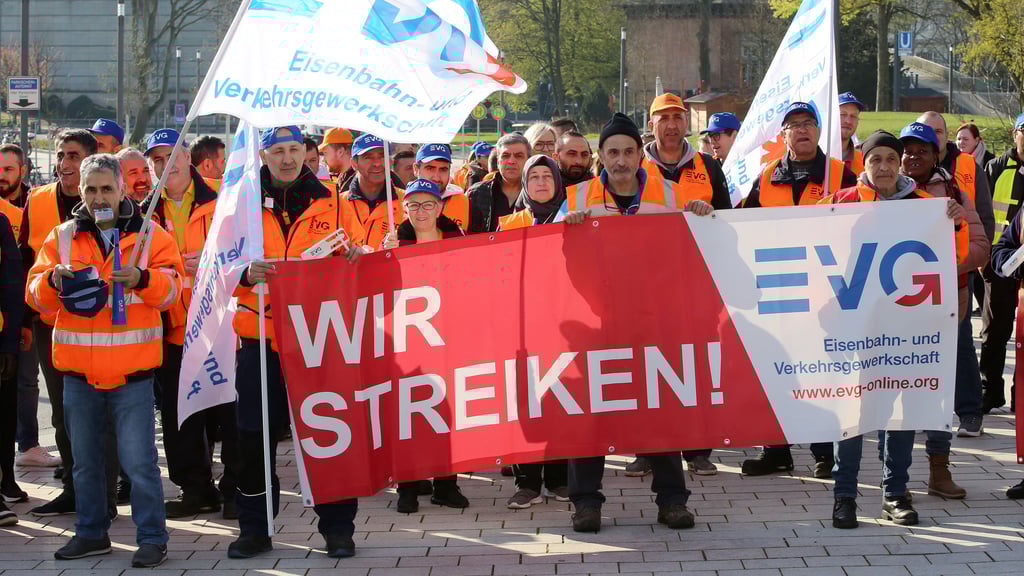 Ab Sonntagabend wollen die Eisenbahner wieder streiken.