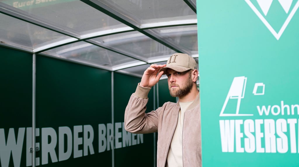 Niclas Füllkrug musste bei Bremen zuletzt zuschauen.