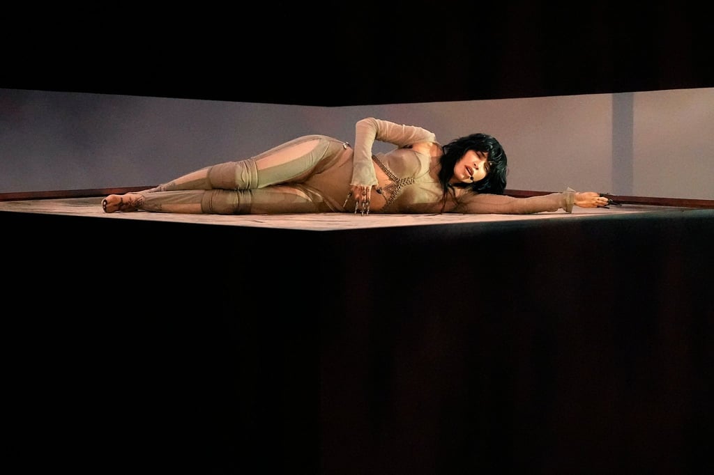 Loreen aus Schweden singt ihren Song „Tattoo“.