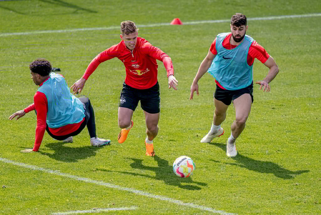 Dani Olmo und Josko Gvardiol können gegen Bremen beide spielen.
