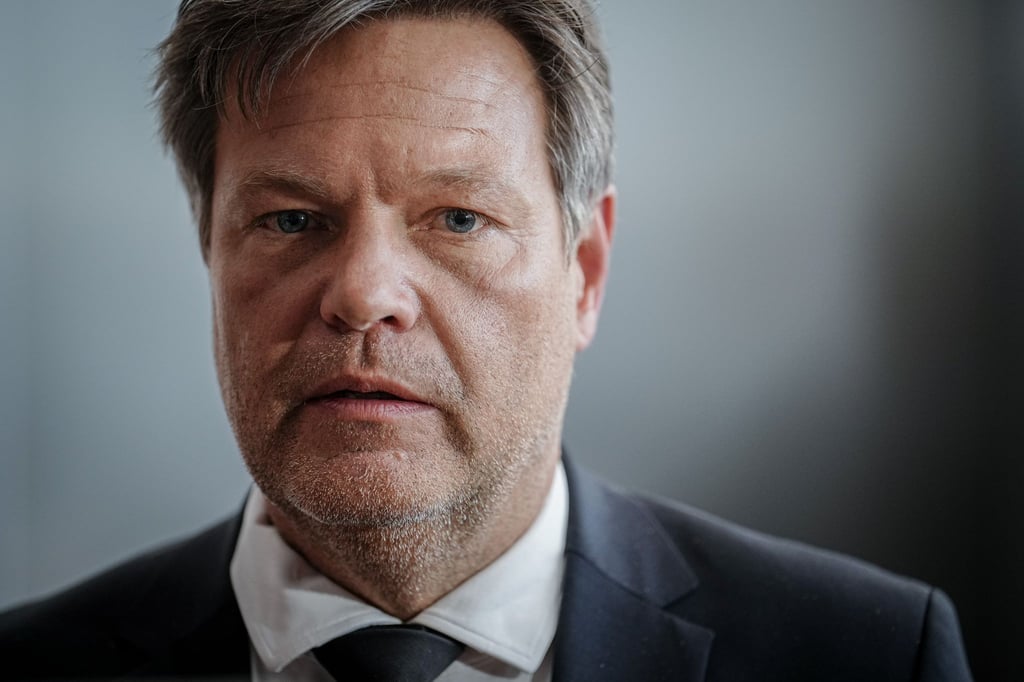 Bundeswirtschaftsminister Robert Habeck will die eingeführte Regelung zur Sicherung der Gasversorgung verlängern.