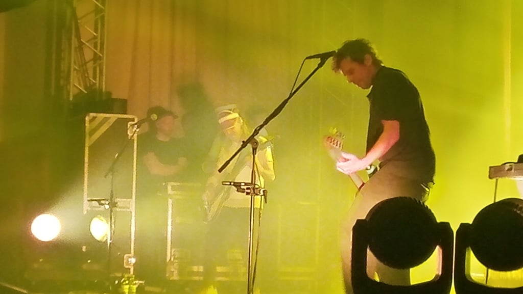 Die Sportfreunde Stiller haben am 13. Mai 2023 in Magdeburg ein Konzert gegeben. Geboten wurde den Zuschauern im ausverkauften Amo ein zweistündiger Mix aus neuen Songs und bekannten Titeln der Band.
